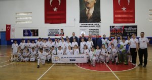GÖLCÜK BELEDİYESPOR HOKEY BRANŞINDA EĞİTİMLERE BAŞLADI
