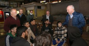 Kent Meydanı’nda Çayhane Sohbetleri