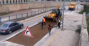 Büyükşehir kendi ürettiği asfaltı kullanıyor