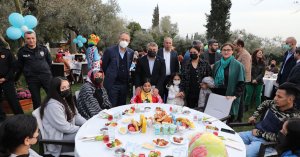 Dilovası’nda anlamlı sofra:Kubilay ve Şayir, yetim çocuklarla bir araya geldi  