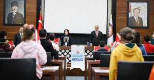 Körfez’de çocuk meclisi kuruldu