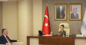 Berre’nin ilk talimatı kütüphane oldu