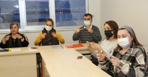 KO-MEK işitme engelli bireylerin sesi oluyor