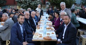 Derince Lisesi Mezunları İftarda Buluştu