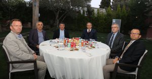 Kubilay ve Şayir, sağlık çalışanlarını ağırladı 
