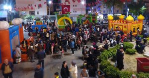 Bayram öncesi doyasıya eğlendiler