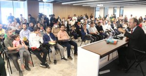 Yazar Yusuf Kaplan: Sultanların Yavuz’a kadarki bölümü ikinci sahabe dönemidir