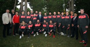 Başkan Büyükakın, Karate Milli takımıyla buluştu