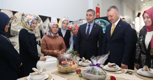 KO-MEK’te ilk sergi müjdeler ile açıldı