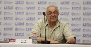 Yazar Altun, ‘’Çocuğa ders çalış deyip kendimiz dizi izliyorsak olmaz’’