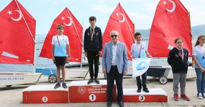 Derince’de Yelken Heyecanı Sona Erdi
