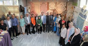 GÖLCÜKLÜ KADINLARDAN MÜTHİŞ EL EMEĞİ SERGİSİ