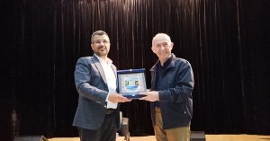 Körfez’de Ahmet Şimşirgil'den tarih konferansı