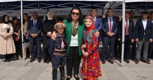 Körfez İlçemizdeki Sergi Açılışı Bayan Yavuz’un Katılımlarıyla Gerçekleştirildi 