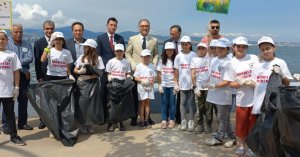 GÖLCÜK’TE ÇEVRECİ ÇOCUKLAR BÜYÜKLERİNE ÖRNEK OLDULAR