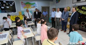 Derince’de Öğrencilerin Karne Heyecanı