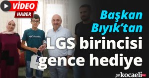 Başkan Bıyık’tan LGS birincisi gence hediye
