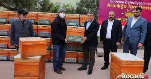 Arıcılara Kovan Desteği sonrası ilk hasat alındı 