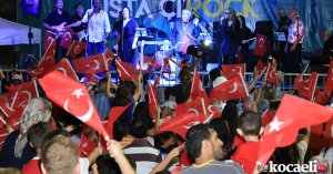  Usta Çı-Rock konseriyle geçmişe yolculuk yaptılar