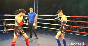 17 yaşında çıktığı ilk profesyonel maçında galibiyeti tattı