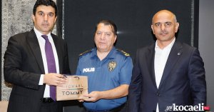 Körfez’de Manap için veda yemeği