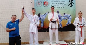 Karatecilerden 3 madalya