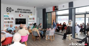 Asırlık Çınarlar Aktif Yaşlanma Kulübü’nde çok mutlu 