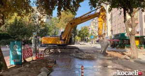 Büyükşehir aynı anda 500 noktada üstyapı çalışması yapıyor