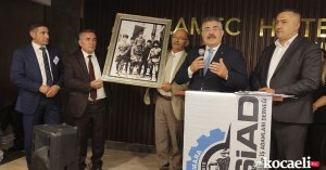 Kocaeli İl Emniyet Müdürü Veysal Tipioğlu’nu duygulandıran fotoğraf