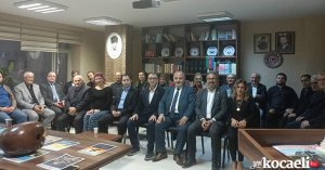 ŞAİRLER VE YAZARLAR CUMHURİYETİ KUTLADI