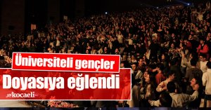Üniversiteli gençler doyasıya eğlendi