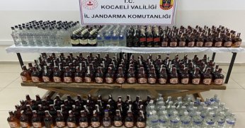425 şişe gümrük kaçağı alkol ele geçirildi 