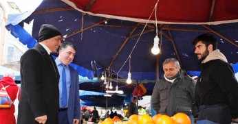 Başkan Söğüt’ten pazar ziyareti
