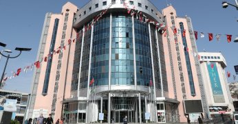 İzmit Belediyesi'nden deprem bölgesine yardım kampanyası