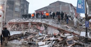 Depremde bilanço ağırlaşıyor!