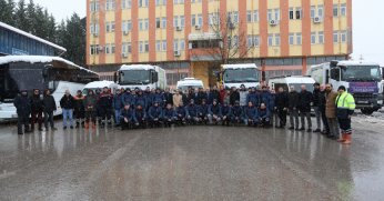 Derince’den 36 Kişilik Ekip Yola Çıktı