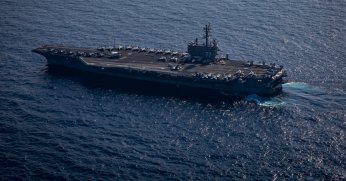 ABD Donanması'na bağlı USS George HW Bush uçak gemisi Türkiye’ye doğru yola çıktı