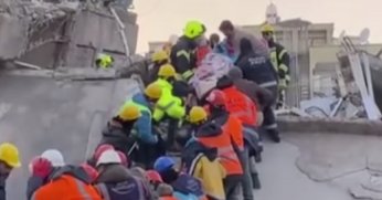 86 saat sonra 2 kişi kurtarıldı