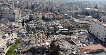 İlk deprem dört ikincisi 600 binayı yıktı: Elbistan'da vatandaşlar evlerine dönünce felaketi yaşadı