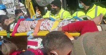 JÖH timleri 177 saat sonra enkazdan 7 yaşındaki Hivay’ı sağ olarak çıkardı