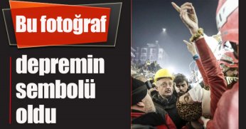 Bu fotoğraf depremin sembolü oldu