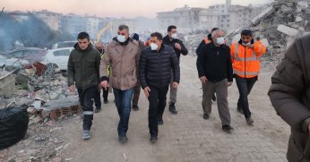 Gölcük Belediyesi Hatay'da yaraları sarıyor