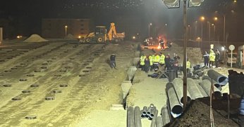 Başkan ve ekipler kandili çalışarak geçirdi