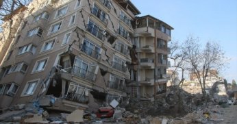 Büyük depremde acı bilanço 40 bini aştı