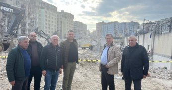 İYİ Parti Kocaeli, İskenderun ve Defne’de yaraları sarıyor