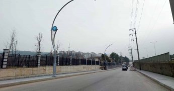 Derince Millet Bahçesi çevresine yaya kaldırımı yapılıyor