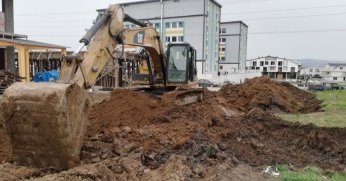 Başiskele’de İki Noktada Yol Çalışmalarına Devam