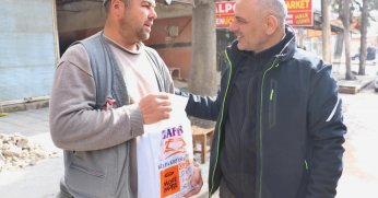 Hürümelek’e istediği kitaplar ulaştırıldı