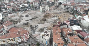 O mahallede felaketin izleri tamamen siliniyor