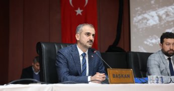 Çiftçi, deprem bölgesinde yapılan çalışmaları mecliste anlattı